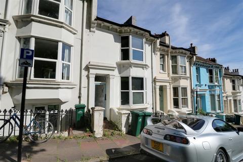 6 bedroom terraced house to rent - Wakefield Road, Brighton