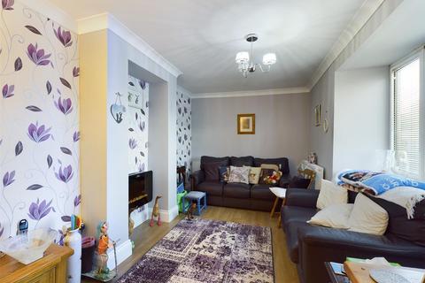 2 bedroom end of terrace house for sale - Coppergate, Nafferton, Driffield