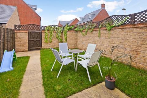 9 Ascot Way, Bicester, OX26 1AG
