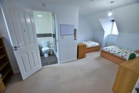 9 Ascot Way, Bicester, OX26 1AG