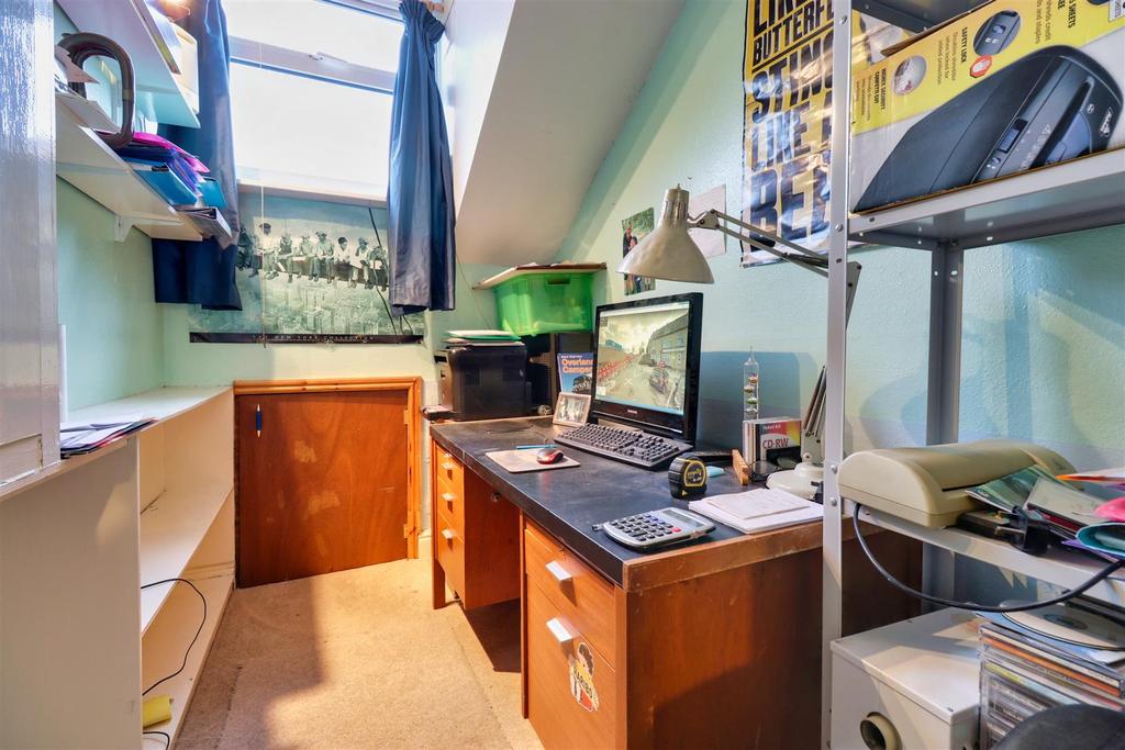 Bedroom.4/office