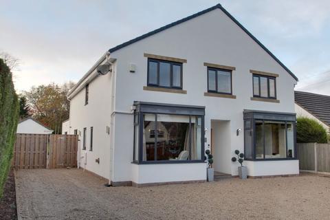 31 Broomfield, Adel, Leeds, LS16 6AE