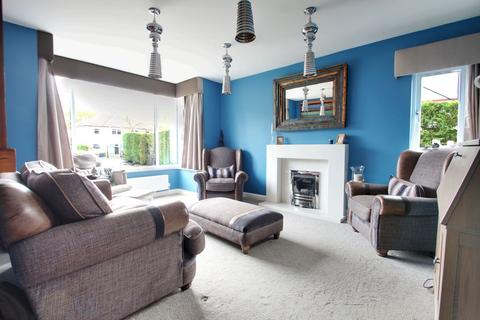 31 Broomfield, Adel, Leeds, LS16 6AE