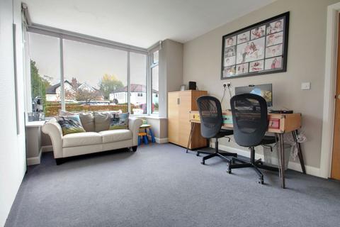 31 Broomfield, Adel, Leeds, LS16 6AE