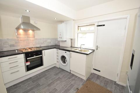 4 bedroom terraced house to rent, Hibbert Street, Rusholme, M14 5WR