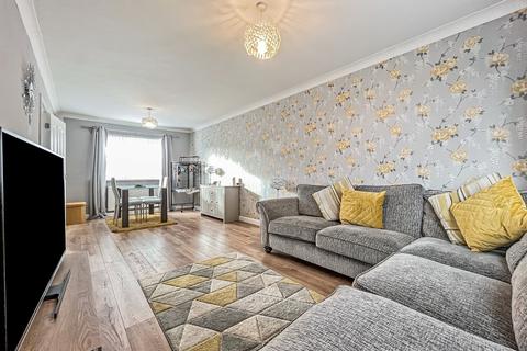 81 Hatfield Place, Peterlee, SR8 5SX