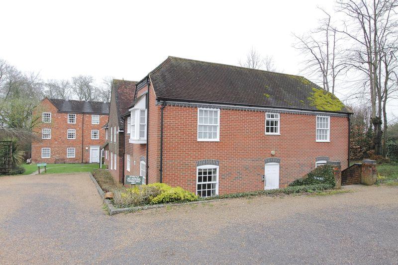 Clatford Manor House, Upper Clatford... 1 bed flat £130,000