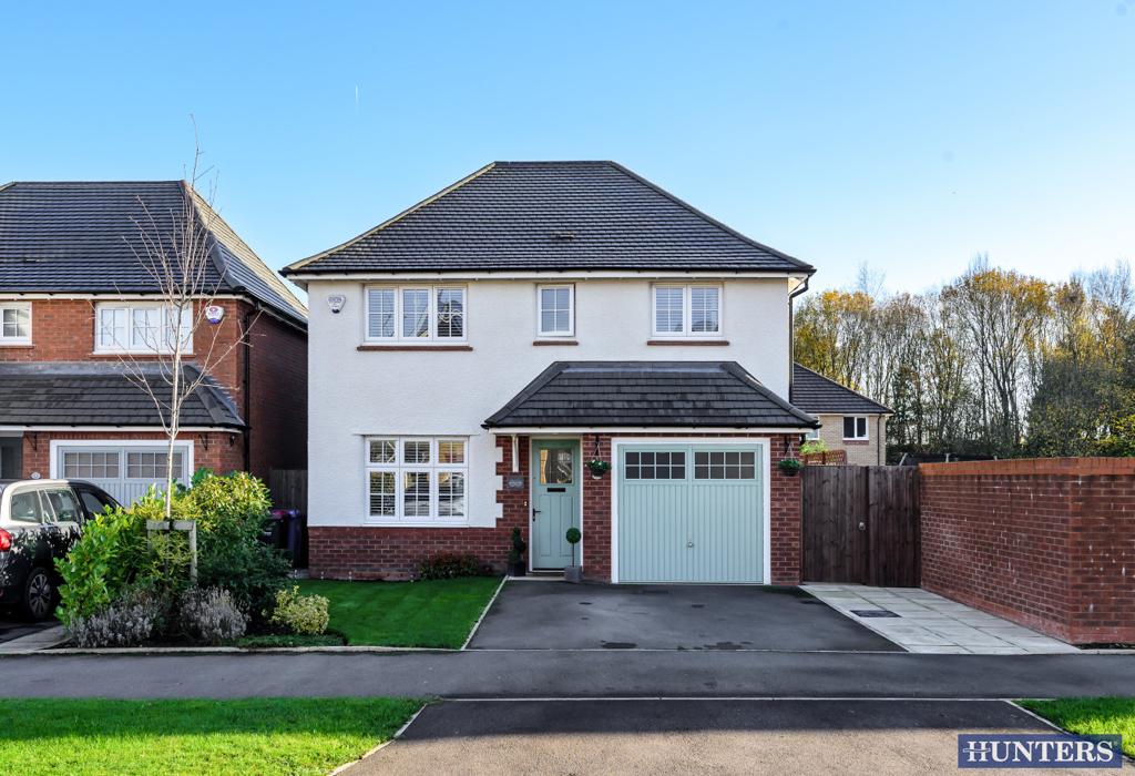 Yarningdale Avenue, Worsley, Manchester, Greater Manchester 4 bed