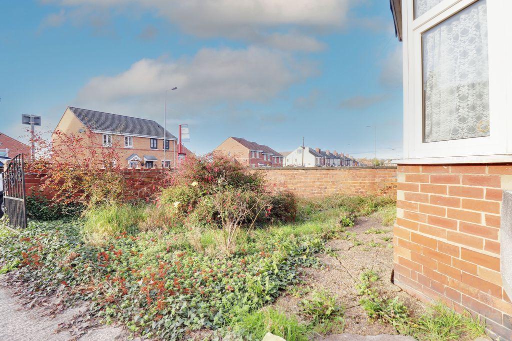 Garden at Front