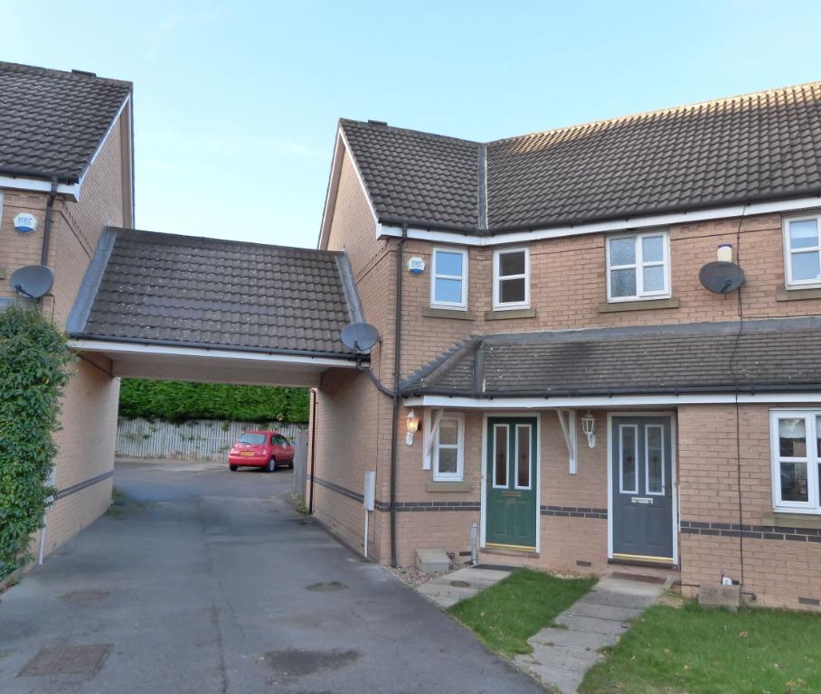 Rosewood Crescent, Harrogate, HG1 3 bed townhouse £995 pcm (£230 pw)