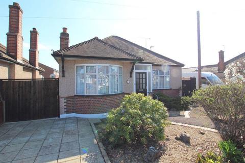 33 Hamilton Road, Feltham, TW13 4PP