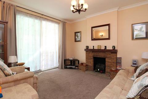 33 Hamilton Road, Feltham, TW13 4PP