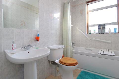 33 Hamilton Road, Feltham, TW13 4PP
