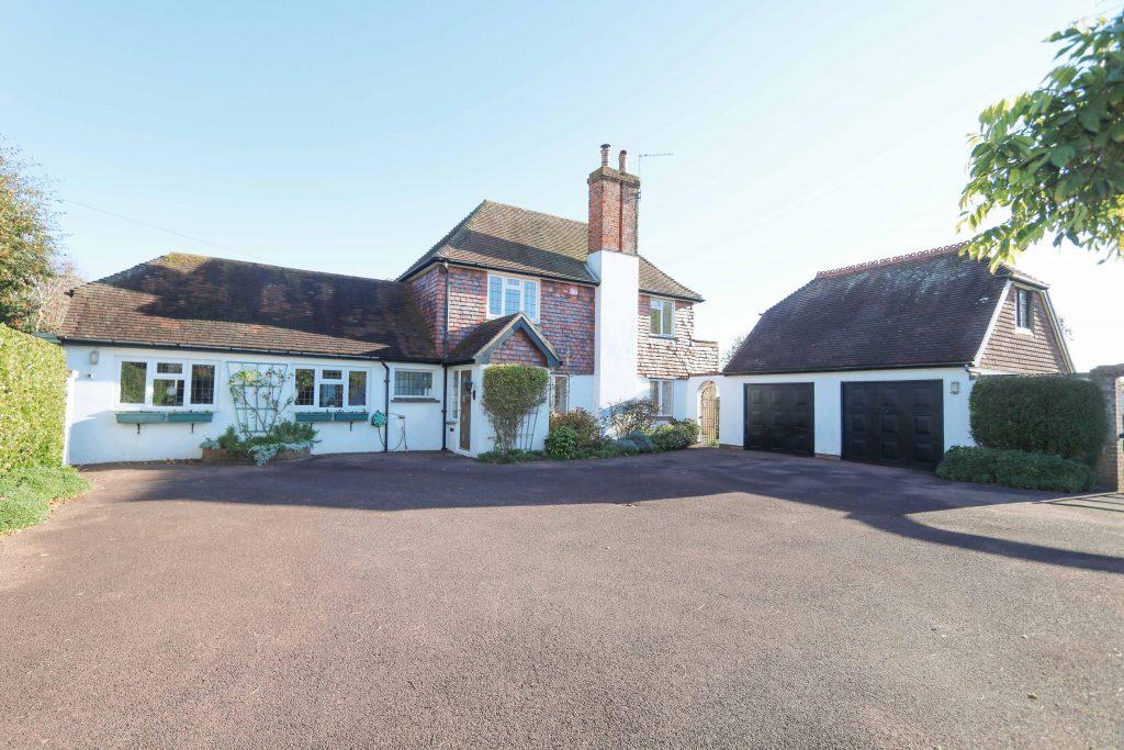 St Catherines Road, Hayling Island 4 Bed Detached House - £1,100,000