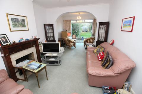 24 Ruskin Drive, Worcester Park, KT4 8LH