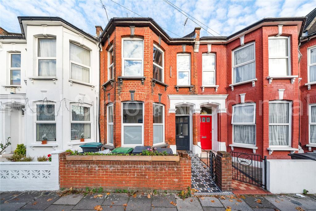 Carlingford Road, London, N15 2 bed apartment £420,000