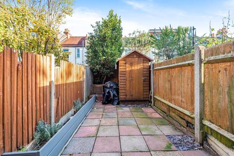34 Tynemouth Road, Mitcham, CR4 2BN