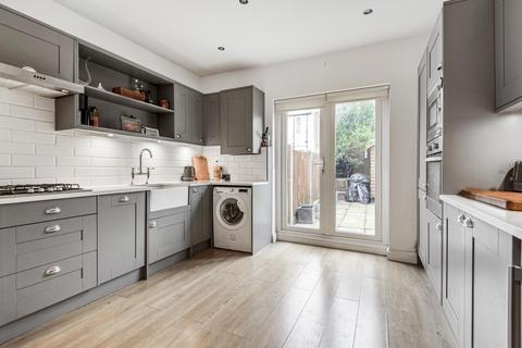 34 Tynemouth Road, Mitcham, CR4 2BN