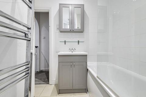 34 Tynemouth Road, Mitcham, CR4 2BN