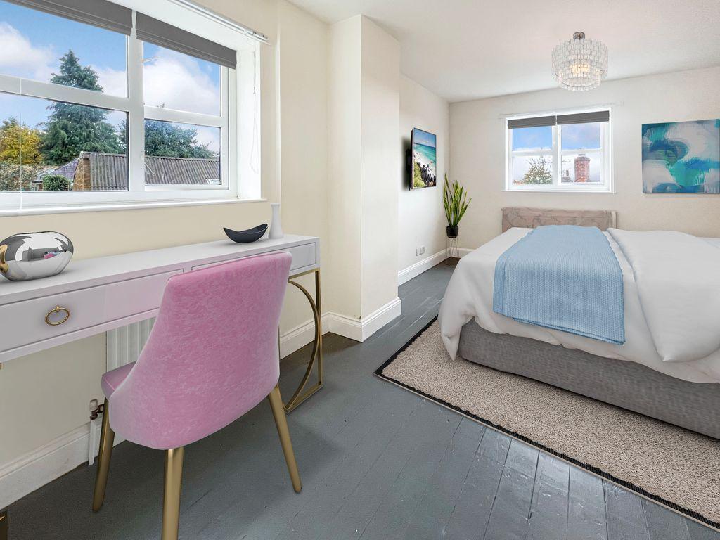 Bedroom 1 (Double)