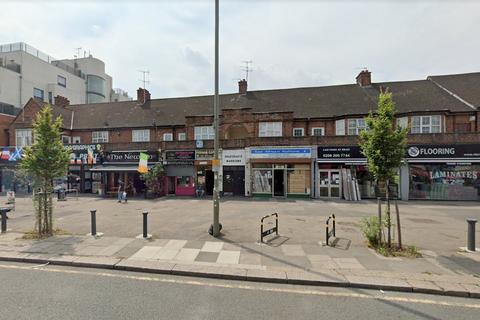 2 bedroom flat to rent, Burnt Oak Broadway, Edgware