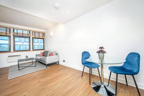 Flat 18, 186 - 190 Bishopsgate, London, EC2M 4NR