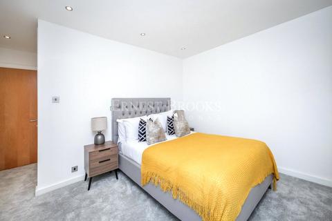 Flat 18, 186 - 190 Bishopsgate, London, EC2M 4NR