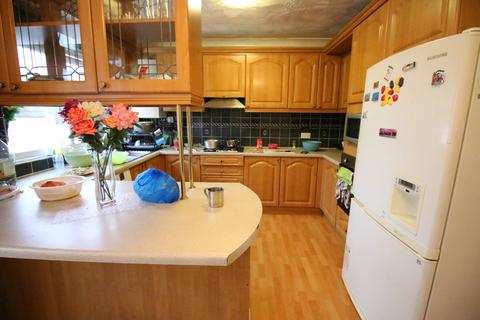 65 Cardington Square, Hounslow, TW4 6AJ