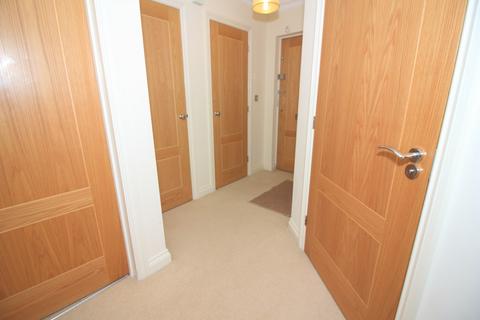 2 bedroom apartment to rent, Whitefield Road, New Milton