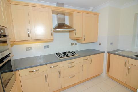 2 bedroom apartment to rent, Whitefield Road, New Milton