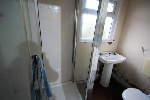 77 Castle Road, Benfleet, SS7 2AU