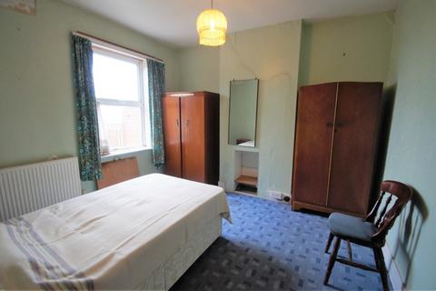 77 Castle Road, Benfleet, SS7 2AU