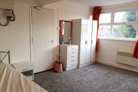 undefined, Warwick Road, Olton