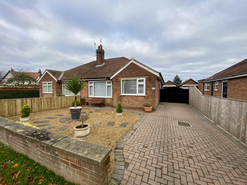 Coldyhill Lane, Scarborough 2 bed semidetached bungalow £240,000