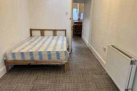 1 bedroom flat to rent - Cranbrook Road, Ilford IG1