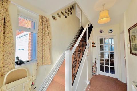 4 bedroom semi-detached house for sale - Quarry Road, Hereford