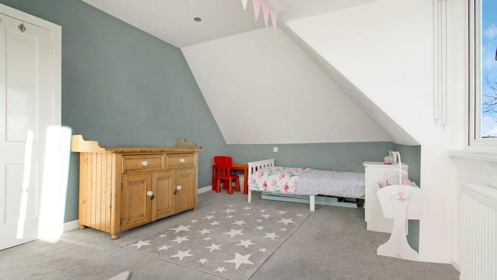 Bedroom 2 (Double)