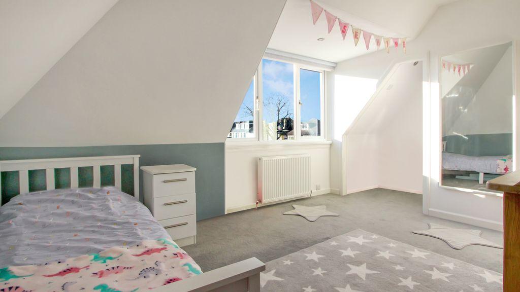 Bedroom 2 (Double)