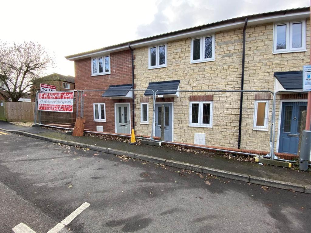 Station Terrace Station Road Warminster 2 Bed House £895 Pcm £207 Pw