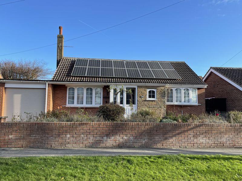 2 Bed Detached Bungalow, 159 St James Road, Bridlington, YO15 3NJ 2 bed