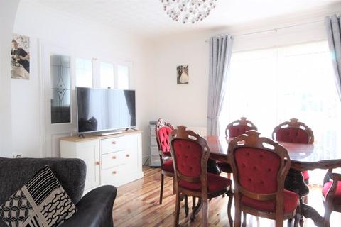 235 Cort Crescent, Leicester, LE3 1QN
