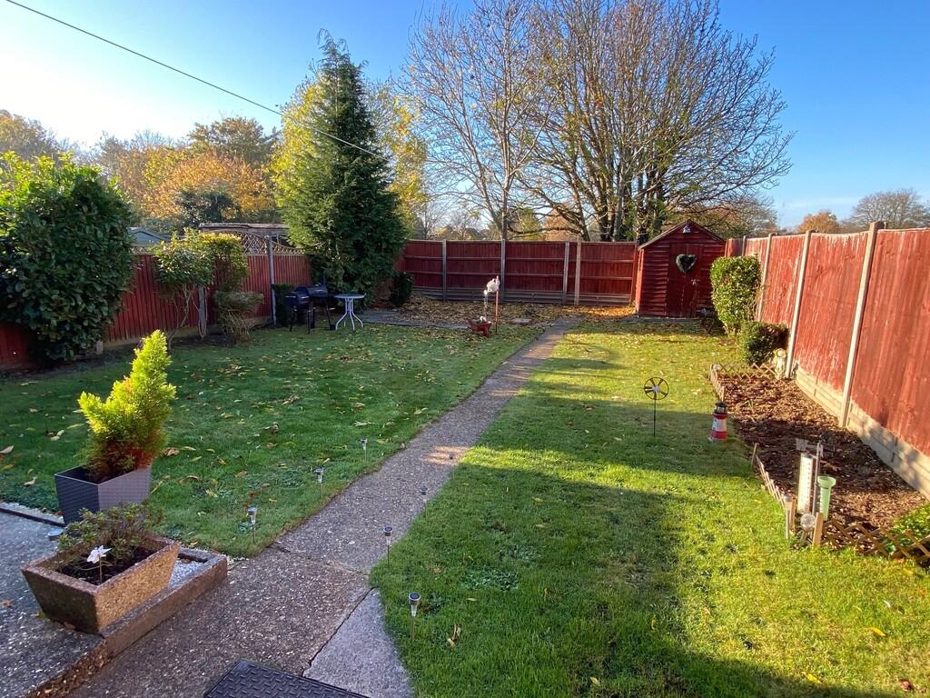 Lovell Road, Bedford 2 bed end of terrace house £250,000