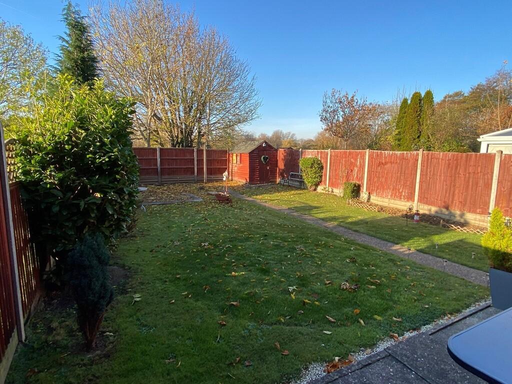 Lovell Road, Bedford 2 bed end of terrace house £250,000
