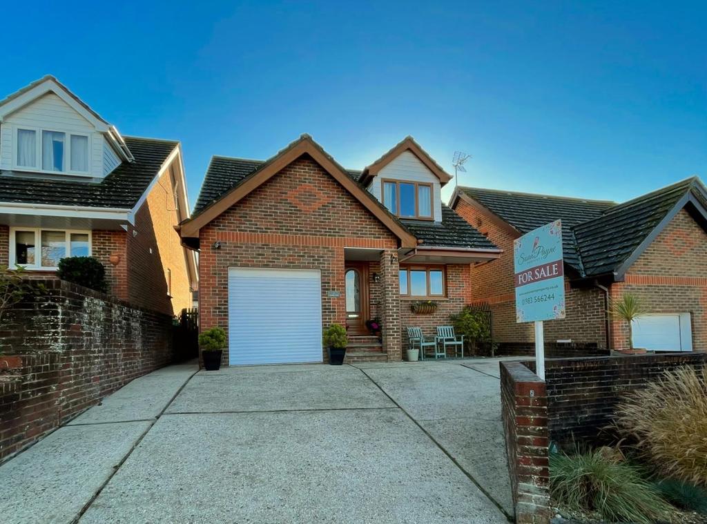 Welcome to 5 Coombe Park
