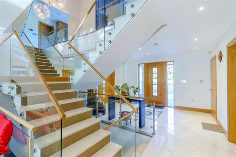White House Windmill Road, Fulmer, Slough, SL3 6HF