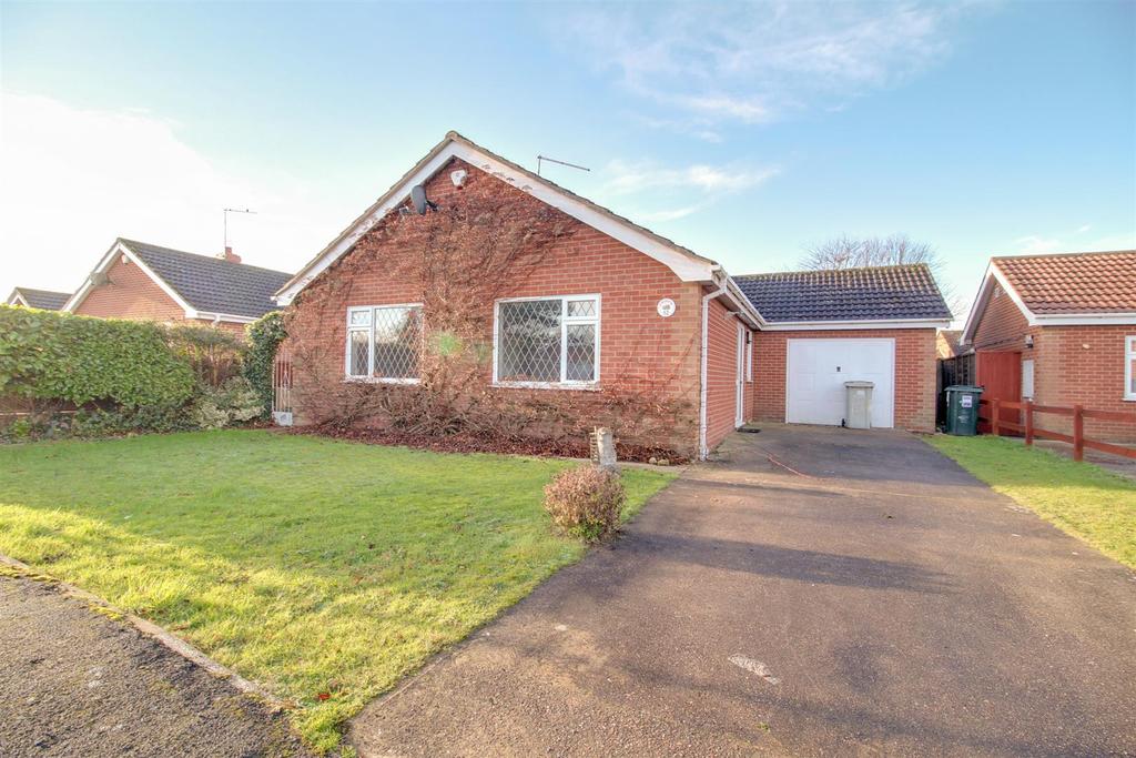 Tavern Way, Willoughby, Alford 3 bed detached bungalow £245,000