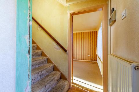 86 Pedmore Valley, Nottingham, NG5 5NX
