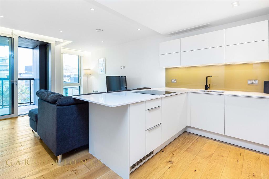 Kitchen (1).jpg