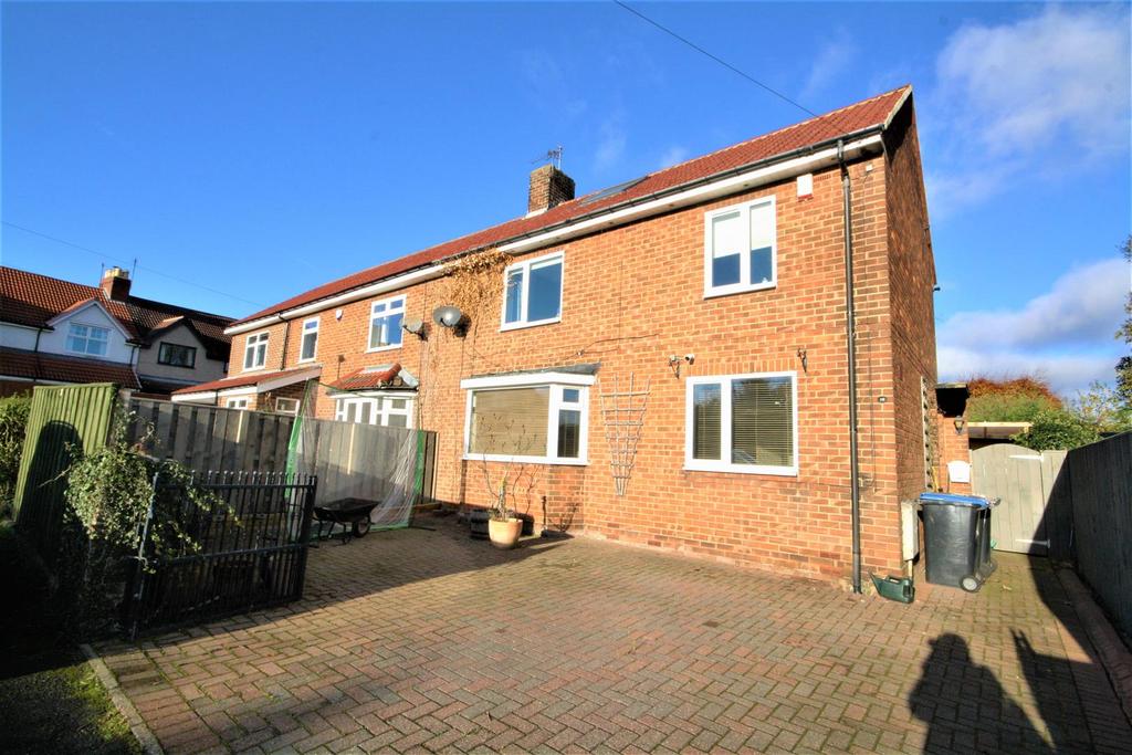 Queens Park, Chester Le Street 3 bed semi-detached house - £215,000