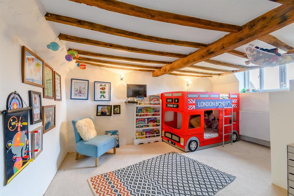 8483896-interior32.jpg